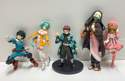 Mixed Miscellaneous Anime Figure Bundle (Set Of 5)